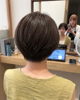 ショート カラー 久木原 ゆりのヘアスタイル