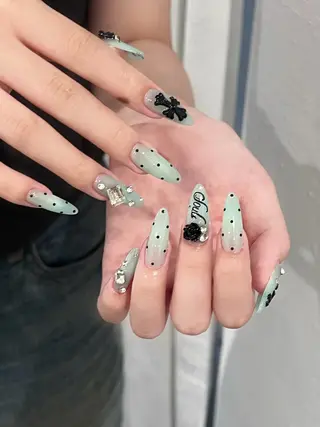 ネイル Ugirl Nail Pinpin🤍のネイルデザイン