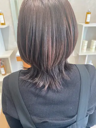 カラー TERUYA shionのヘアスタイル