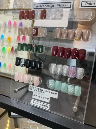 ネイル Legit nail salonのネイルデザイン