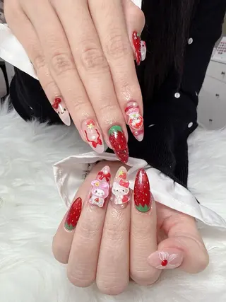ネイル AURA NAIL 上前津のネイルデザイン