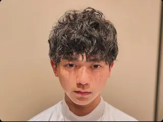 ショート パーマ メンズ 浦添メンズ 経験20年／のヘアスタイル
