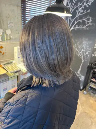 ミディアム カラー SAYA 🌱のヘアスタイル
