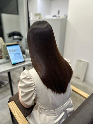 セミロング パーマ ハイトーンカラー が絶対可愛い✨泰聖✨のヘアスタイル
