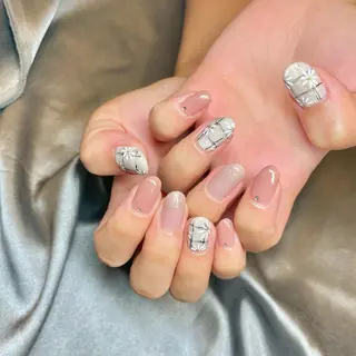 ショート カラー パーマ ヘアアレンジ メンズ キッズ ネイル マツエク・マツパ アイブロウ el. by Aoのネイルデザイン