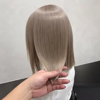 ショート カラー ✨ブリーチ支持No1 複雑履歴修正/舘岡のヘアスタイル