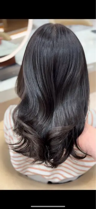 ミディアム Airi/ブリーチ なし艶カラー♡のヘアスタイル