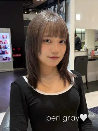 カラー trico心斎橋 ナツミのヘアスタイル