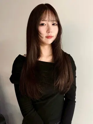 ロング iris🌙 miyuのヘアスタイル
