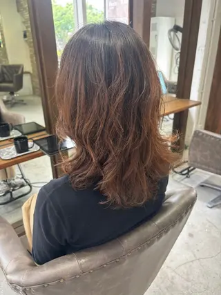 ミディアム パーマ ショート・パーマ・デ ザインカラー/むつみのヘアスタイル