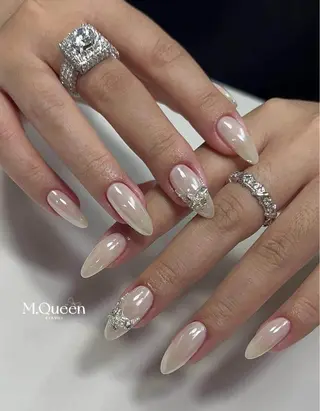 ネイル M.Queenネイル サロン天神今泉店のネイルデザイン