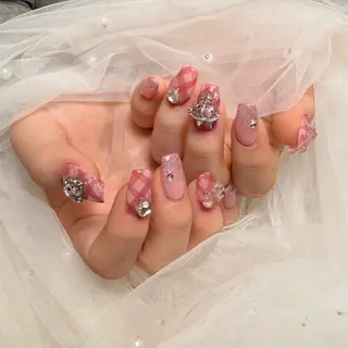 ネイル 🌈 Laule'aのネイルデザイン