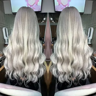 ヘアアレンジ ANDY💫 KANONのネイルデザイン