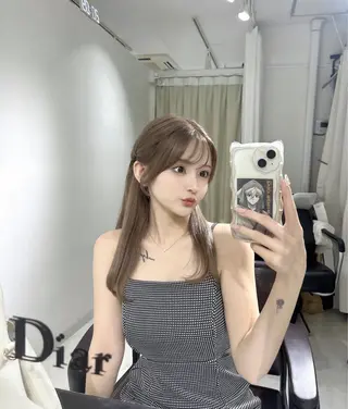 【Diar】オーナー アキヨシケンタのヘアスタイル