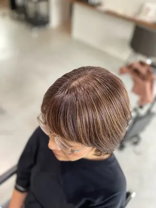 ショート カラー ⭕️白髪で悩む全ての 人を救いたい⭕️宮山のヘアスタイル