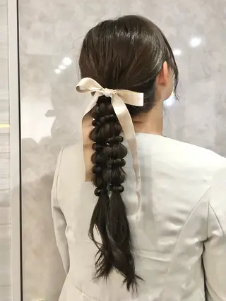 ロング ヘアアレンジ 🐈‍⬛momo🐾 ブリーチ・Wカラーのヘアスタイル