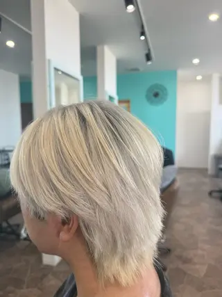 カラー メンズ 藤田 歩夢のヘアスタイル