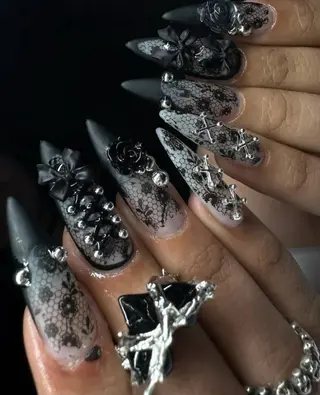 ネイル Genie Mika Nailsのネイルデザイン