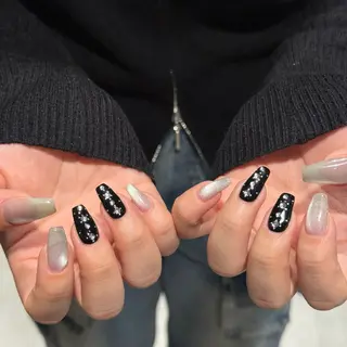 ネイル airi 🤍のネイルデザイン