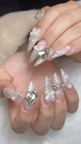 ネイル Rei _Nail 新宿のネイルデザイン