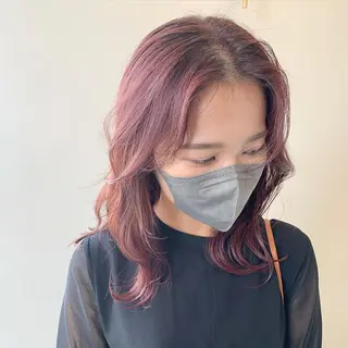 セミロング カラー 本間 結衣のヘアスタイル