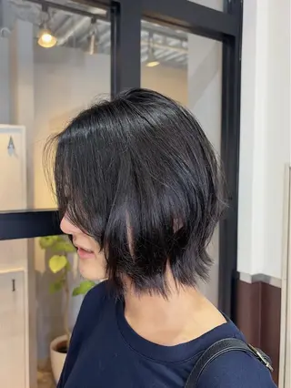ショート 𝐚𝐨𝐢/艶髪 髪質改善/ヘアセットのヘアスタイル