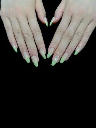 ネイル ongles chicのネイルデザイン