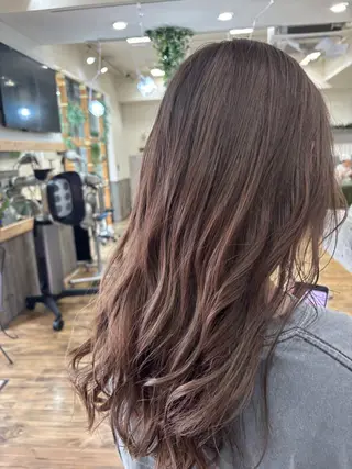 ロング カラー 🐰K+Plus🐰 まゆ🐰のヘアスタイル