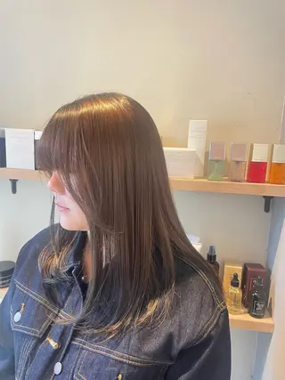 セミロング ROCCO アイナ/ レイヤー透明感カラーのヘアスタイル