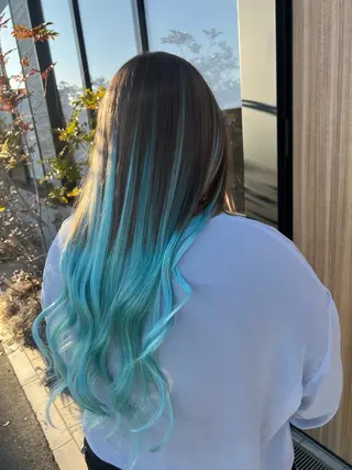 ロング 小池 夏美のヘアスタイル