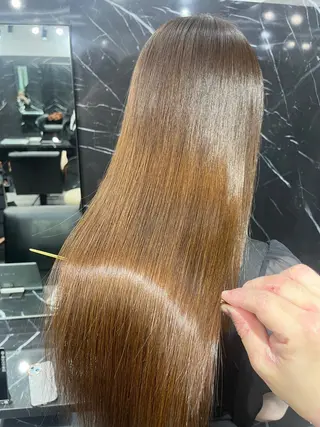 セミロング ulu+sia/ 神戸本格派髪質改善のヘアスタイル