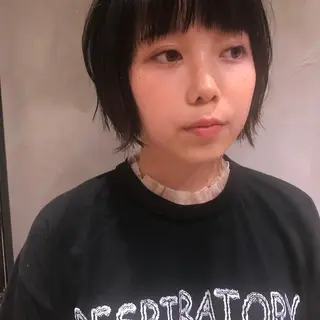 ショート 柔らかブラウン/顔周 りレイヤー♡ユウシのヘアスタイル