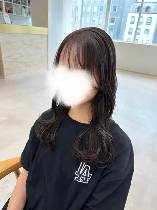 ミディアム Emuest心斎橋 SAKIのヘアスタイル