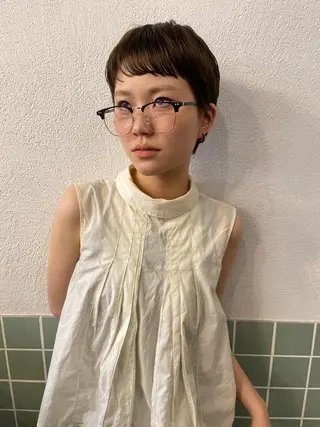 ショート カラー タケナカ アイリのヘアスタイル