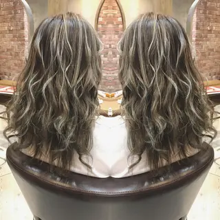 ロング カラー 重政 和樹のヘアスタイル