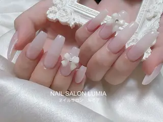 ネイル ネイルサロン ルミア Lumia 店長施術のネイルデザイン