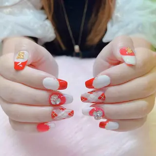 ネイル MoonNail ユリ🌸のネイルデザイン