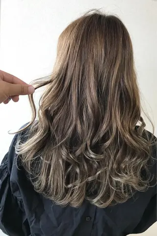 セミロング カラー ヘアアレンジ テラモト カズヨシのヘアスタイル