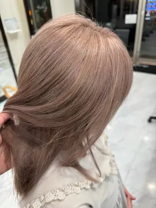 ミディアム カラー ヘアアレンジ 目黒 碧人のヘアスタイル