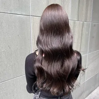 カラー 𝐲𝐮𝐮 /艶髪 /透明感カラー🌱のヘアスタイル