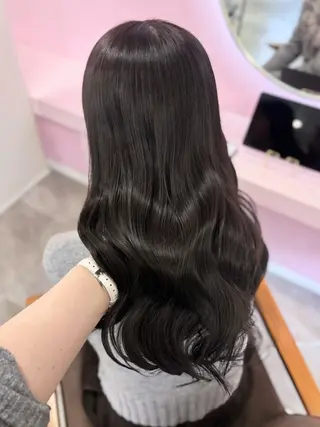 ロング 𝑴𝒊𝒌𝒖💝 透明感モテカラーのヘアスタイル