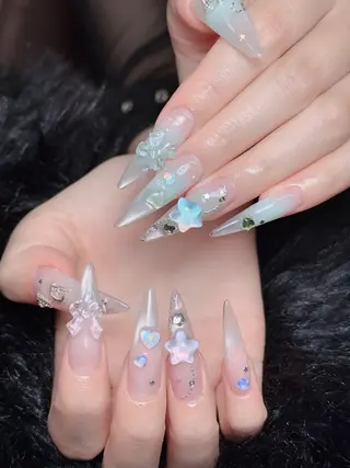 ネイル Lumi Shinokuboのネイルデザイン