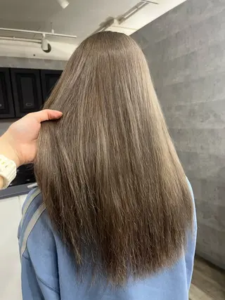ロング 韓国風透明感カラー 💎YUI💎のヘアスタイル