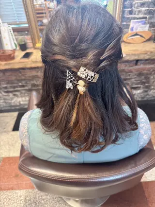 セミロング ヘアアレンジ クーペアセック 神田のヘアスタイル