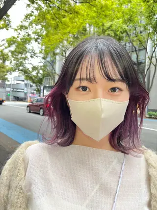カラー こまつばらみお/レイ ヤー/ダブルカラーのヘアスタイル