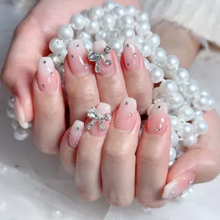 ネイル 🎀M nails✨ ビューティーのネイルデザイン