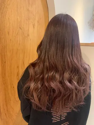 ロング 中村 彩音のヘアスタイル
