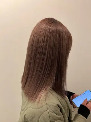 ミディアム カラー 🫧✨️‪榎宮秀 透明感 ハイトーンのヘアスタイル