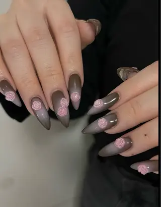 ネイル NiJi Nailsのネイルデザイン