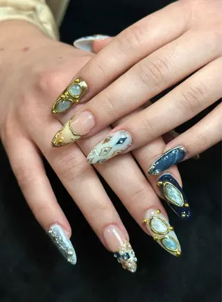 ネイル Iconic Nailのネイルデザイン